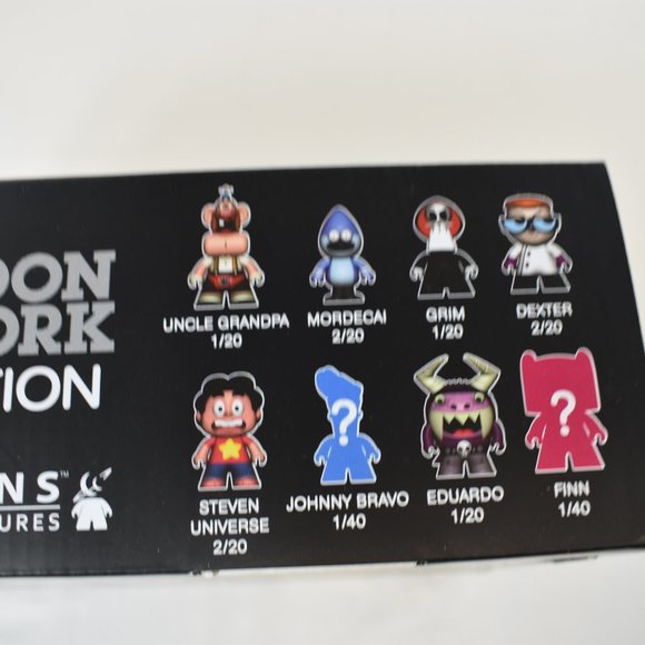 Titans Cartoon Network Box of 20 Unopened 3" Vinyl Figures - Picture 9 of 10